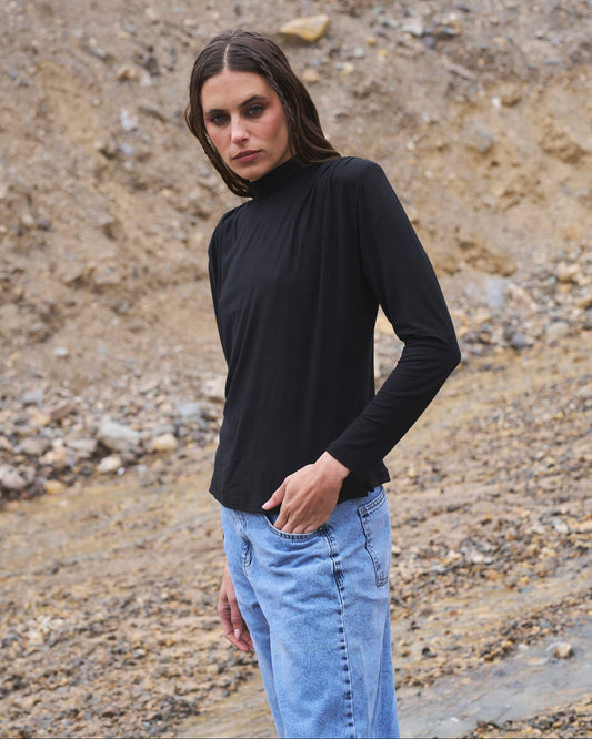 Top Alhena Negro