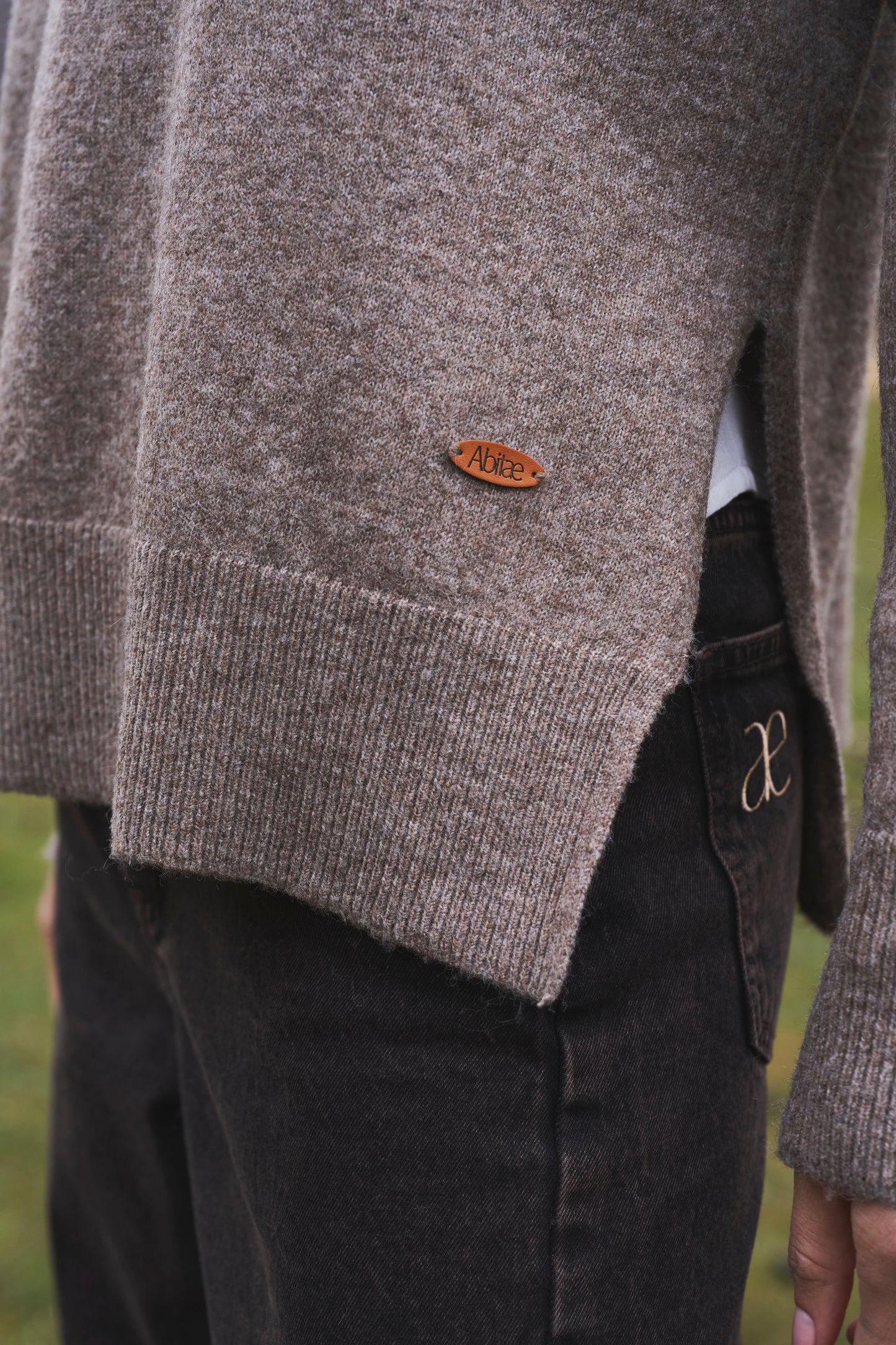 Sweater Pilar Cafe